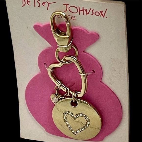 NWT BETSEY JOHNSON Heart “Love” Key Fob/Chain - Picture 4 of 5